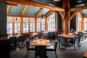 Banff Caribou Lodge and Spa