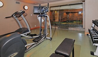 Banff Caribou Lodge and Spa