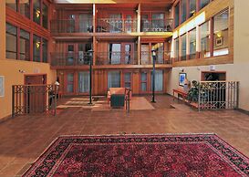 Banff Ptarmigan Inn