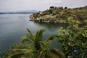 Hotel y Restaurante Villa Bejar Tequesquitengo