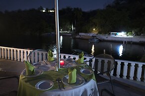 Hotel y Restaurante Villa Bejar Tequesquitengo