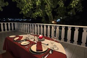 Hotel y Restaurante Villa Bejar Tequesquitengo