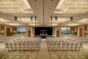 Conrad Singapore Marina Bay