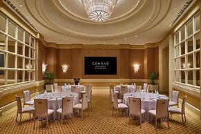 Conrad Singapore Marina Bay