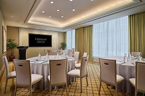 Conrad Singapore Marina Bay