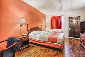 Motel 6 Windsor, ON