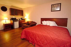 Niagara Lodge & Suites