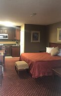 Niagara Lodge & Suites