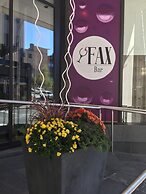 The Hollis Halifax a DoubleTree Suites by Hilton Hotel