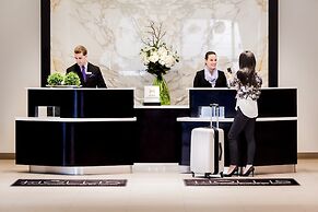 The Hollis Halifax a DoubleTree Suites by Hilton Hotel