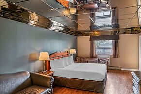 Econo Lodge Hotel Brossard