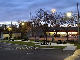 Econo Lodge Hotel Brossard