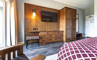 Kingfisher Pacific Resort and Spa