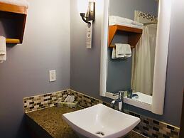 Kingfisher Pacific Resort and Spa