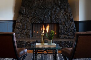 SureStay Hotel by Best Western Castlegar