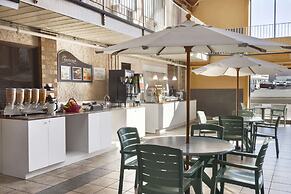 Days Inn by Wyndham Lethbridge