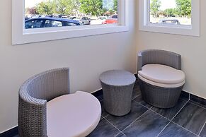 Economy Inn