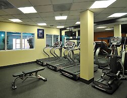 Hampton Inn & Suites by Hilton Calgary-Airport