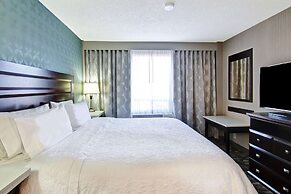 Hampton Inn & Suites by Hilton Calgary-Airport