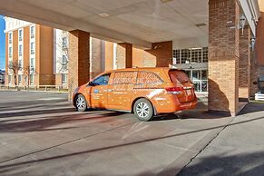 Hampton Inn & Suites by Hilton Calgary-Airport