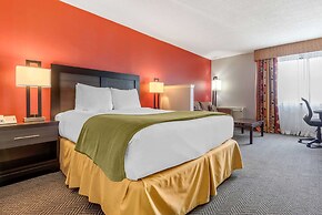 Quality Inn & Suites - Toronto West