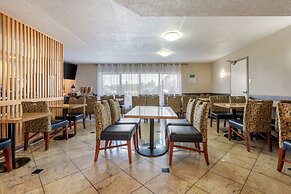 Quality Inn & Suites - Toronto West