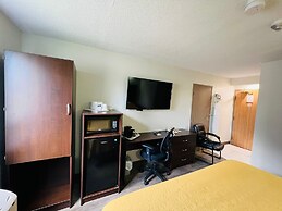Spark by Hilton Brockville