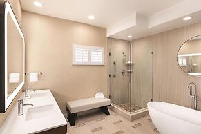 Zachari Dunes on Mandalay Beach, Curio Collection by Hilton