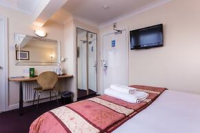 Gardens Hotel