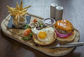 The Royal Oak Hotel, Welshpool, Mid Wales