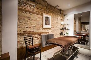The Varsity Hotel & Spa