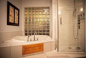 Le Noranda Hotel & Spa, an Ascend Collection Hotel