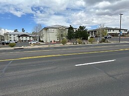 Red Feather Lodge