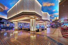 Sunset Station Hotel & Casino