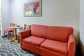 Quality Inn Huron