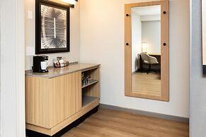 Hyatt Place Roanoke Airport/Valley View Mall