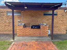 Macquarie Barracks Motor Inn