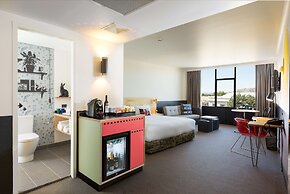 Atura Albury