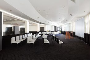 Atura Albury