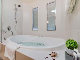Mercure Albury