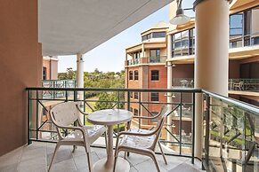 Amora Herencia Riverwalk Melbourne