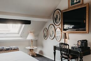 Hotel Manos Premier