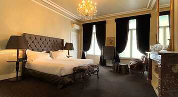 Hotel Manos Premier