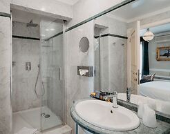 Hotel Manos Premier