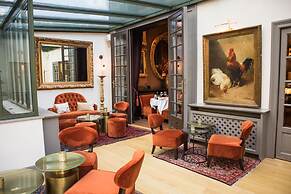 Hotel Manos Premier