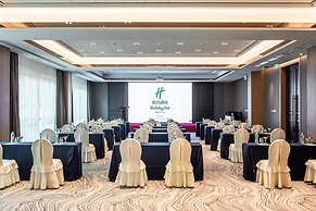 Holiday Inn Riverside Wuhan by IHG
