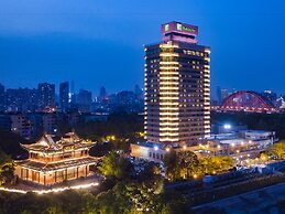Holiday Inn Riverside Wuhan by IHG