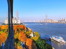Holiday Inn Riverside Wuhan by IHG