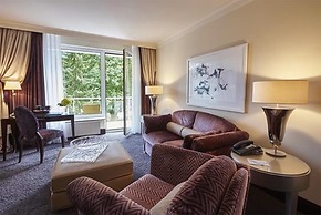 Bernstein Villa Kastania