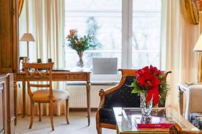 Bernstein Villa Kastania